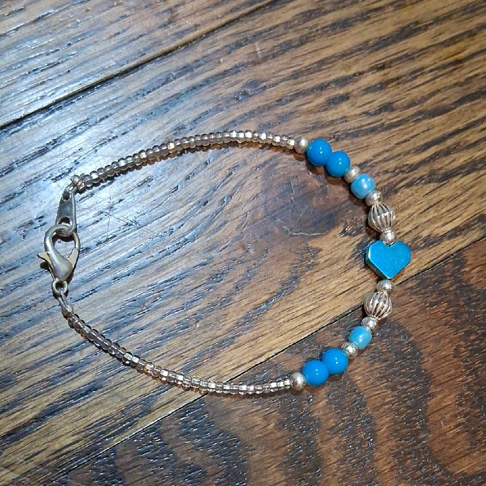 Elegant Blue Heart Bracelet Set With Horse Necklace